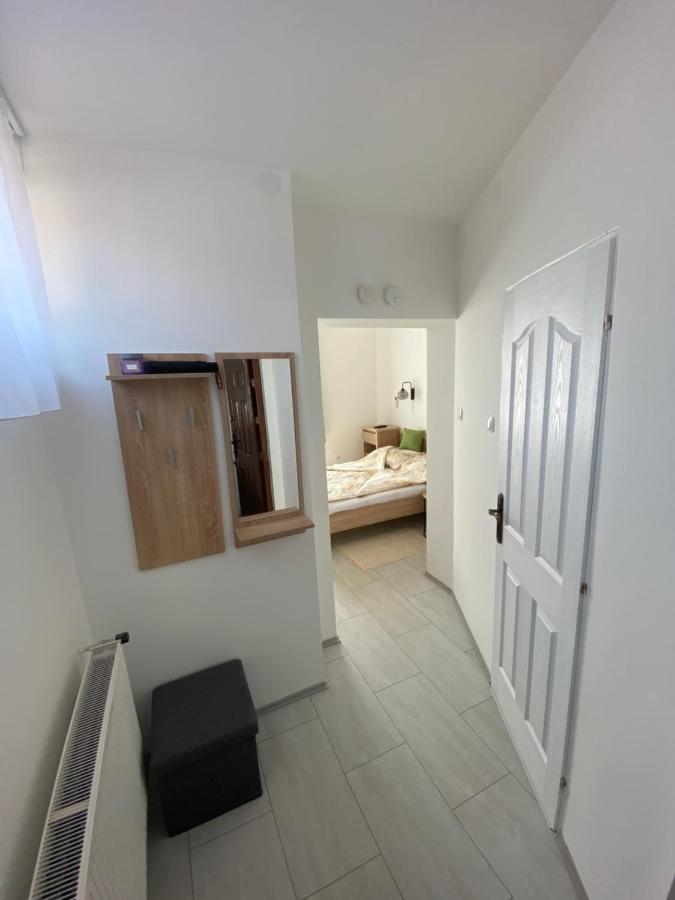 Rad-Var Apartmanhaz Eger Exterior photo